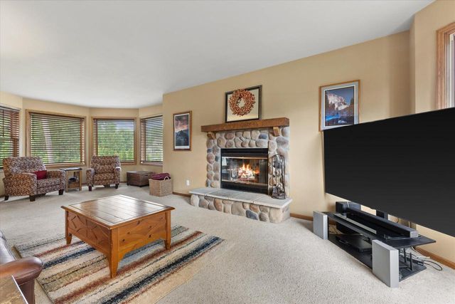 27015 Lorie DRIVE, Wind Lake, WI 53185
