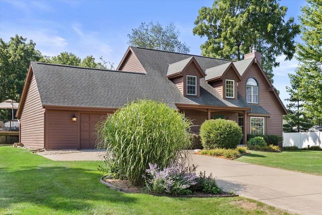 27015 Lorie DRIVE, Wind Lake, WI 53185