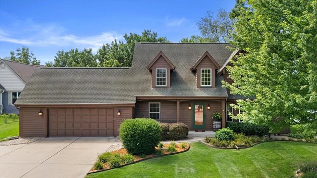 27015 Lorie DRIVE, Wind Lake, WI 53185