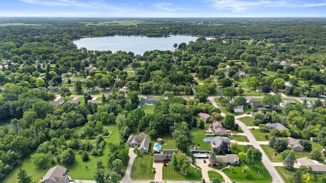 27015 Lorie DRIVE, Wind Lake, WI 53185