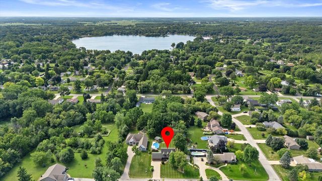 27015 Lorie DRIVE, Wind Lake, WI 53185