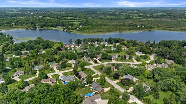 27015 Lorie DRIVE, Wind Lake, WI 53185