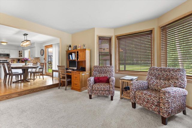 27015 Lorie DRIVE, Wind Lake, WI 53185