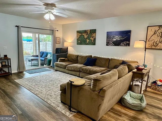 135 Cedar Circle Drive, Kingsland, GA 31548