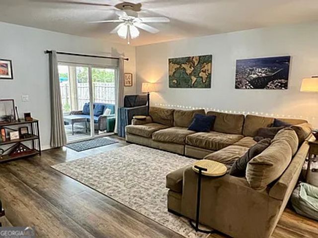 135 Cedar Circle Drive, Kingsland, GA 31548