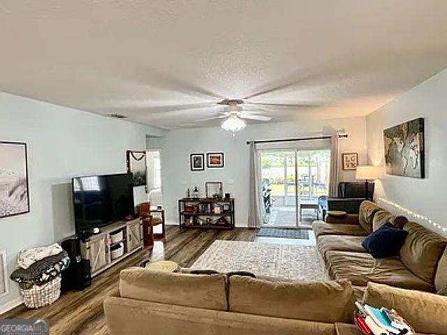 135 Cedar Circle Drive, Kingsland, GA 31548