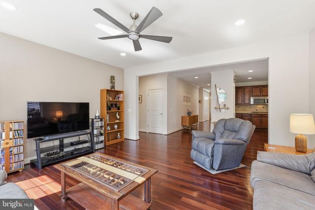 128 TURNSTONE LN, Lake Frederick, VA 22630