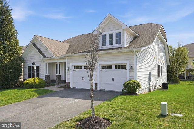 128 TURNSTONE LN, Lake Frederick, VA 22630