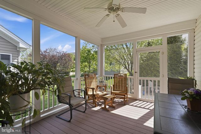 128 TURNSTONE LN, Lake Frederick, VA 22630