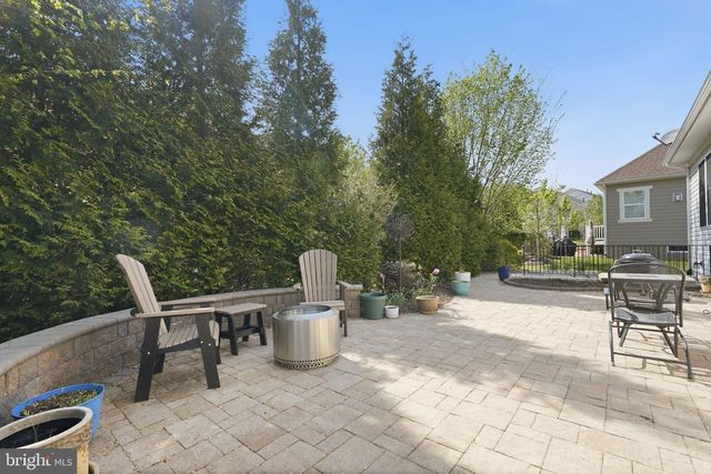128 TURNSTONE LN, Lake Frederick, VA 22630
