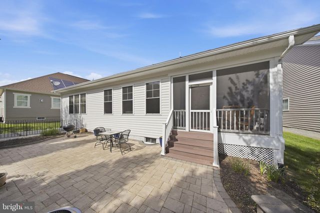 128 TURNSTONE LN, Lake Frederick, VA 22630