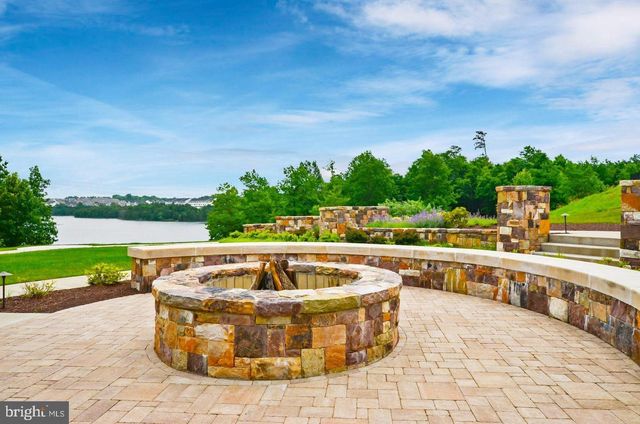 128 TURNSTONE LN, Lake Frederick, VA 22630