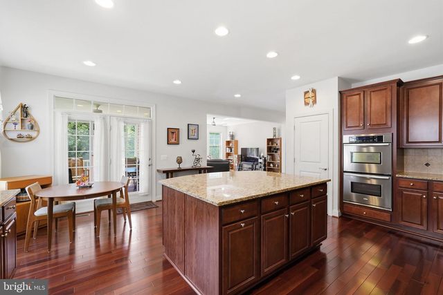 128 TURNSTONE LN, Lake Frederick, VA 22630