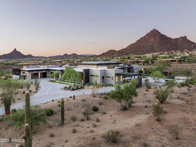 10784 E PINNACLE PEAK Road, Scottsdale, AZ 85255