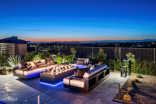 10784 E PINNACLE PEAK Road, Scottsdale, AZ 85255