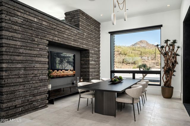 10784 E PINNACLE PEAK Road, Scottsdale, AZ 85255