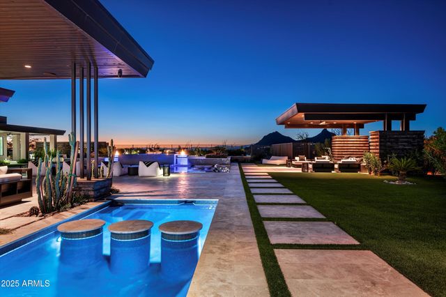 10784 E PINNACLE PEAK Road, Scottsdale, AZ 85255