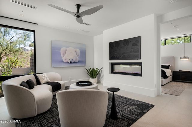 10784 E PINNACLE PEAK Road, Scottsdale, AZ 85255