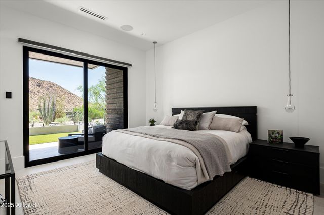 10784 E PINNACLE PEAK Road, Scottsdale, AZ 85255