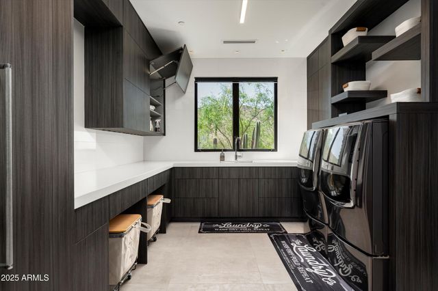 10784 E PINNACLE PEAK Road, Scottsdale, AZ 85255