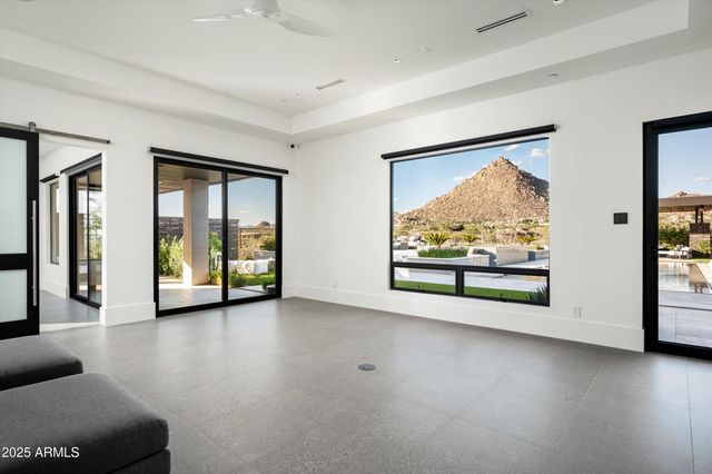 10784 E PINNACLE PEAK Road, Scottsdale, AZ 85255