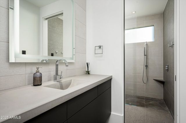 10784 E PINNACLE PEAK Road, Scottsdale, AZ 85255