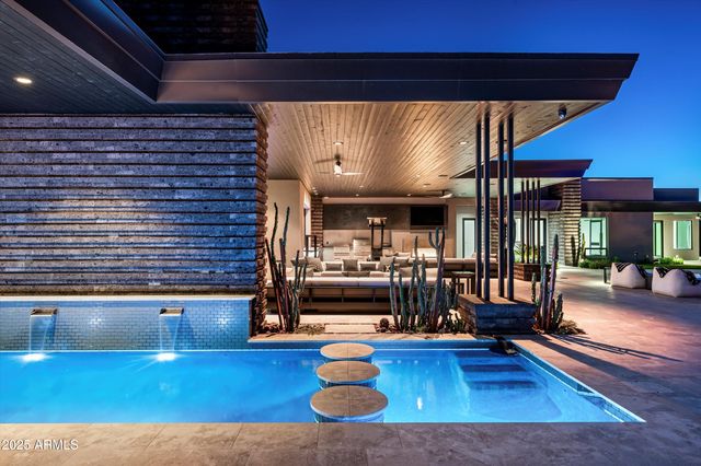 10784 E PINNACLE PEAK Road, Scottsdale, AZ 85255