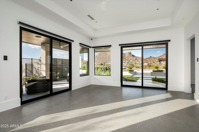 10784 E PINNACLE PEAK Road, Scottsdale, AZ 85255