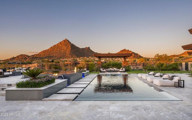 10784 E PINNACLE PEAK Road, Scottsdale, AZ 85255