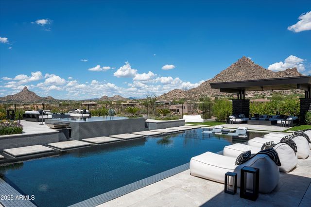 10784 E PINNACLE PEAK Road, Scottsdale, AZ 85255