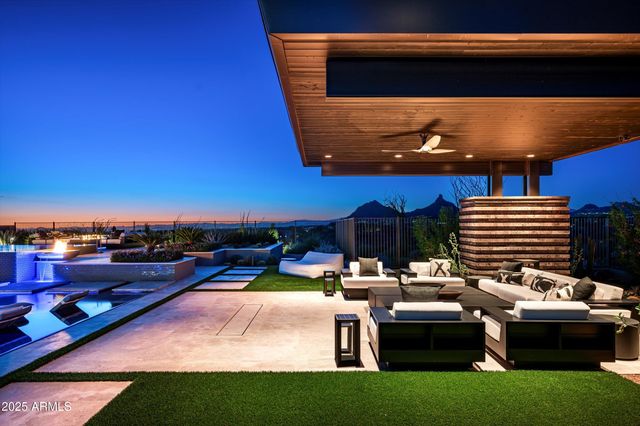 10784 E PINNACLE PEAK Road, Scottsdale, AZ 85255