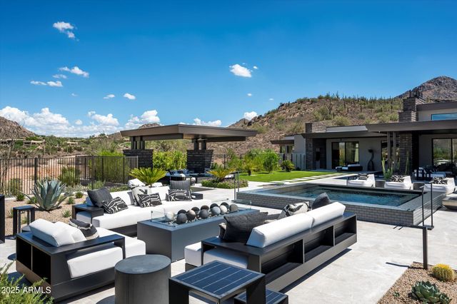 10784 E PINNACLE PEAK Road, Scottsdale, AZ 85255