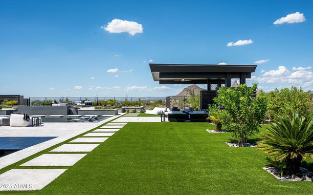 10784 E PINNACLE PEAK Road, Scottsdale, AZ 85255