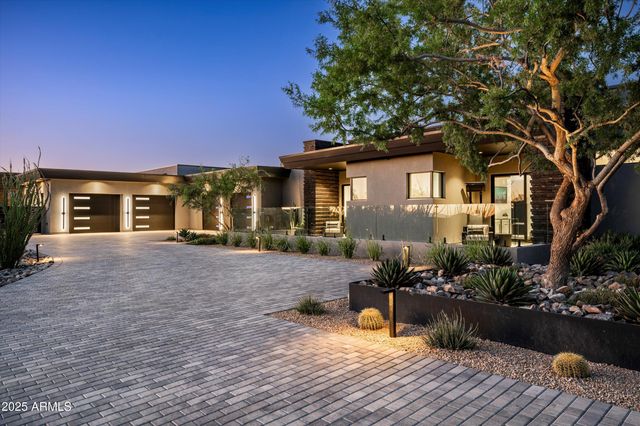 10784 E PINNACLE PEAK Road, Scottsdale, AZ 85255