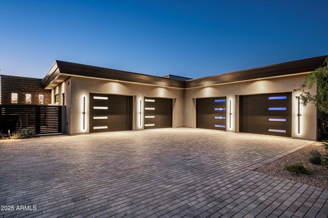 10784 E PINNACLE PEAK Road, Scottsdale, AZ 85255