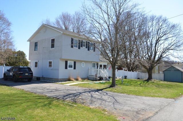 8 Millbrook Rd, Franklin Twp., NJ 07882