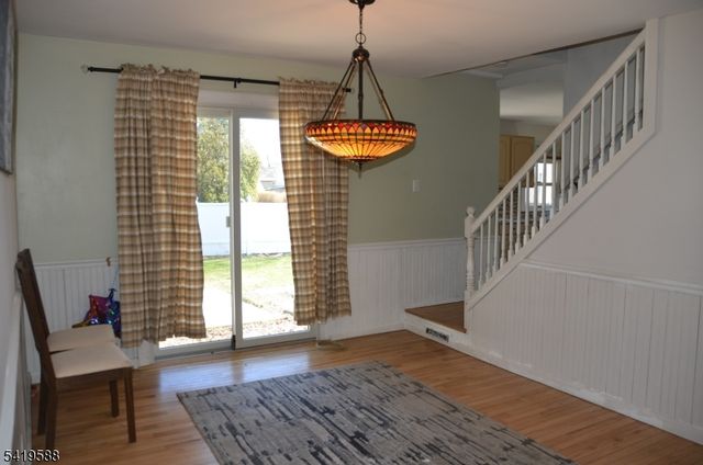 8 Millbrook Rd, Franklin Twp., NJ 07882