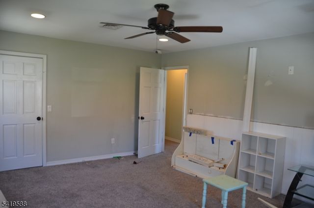 8 Millbrook Rd, Franklin Twp., NJ 07882