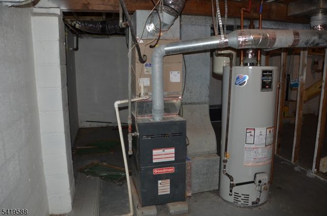 8 Millbrook Rd, Franklin Twp., NJ 07882