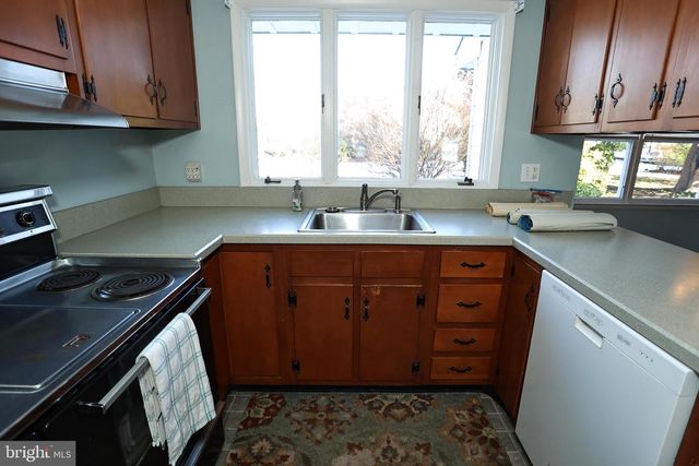 51 MAPLE COURT, Woodstown, NJ 08098