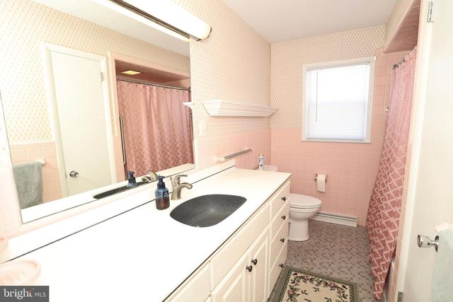 51 MAPLE COURT, Woodstown, NJ 08098