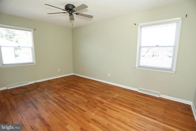 51 MAPLE COURT, Woodstown, NJ 08098