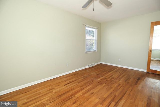 51 MAPLE COURT, Woodstown, NJ 08098