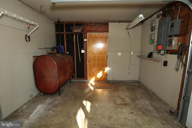 51 MAPLE COURT, Woodstown, NJ 08098