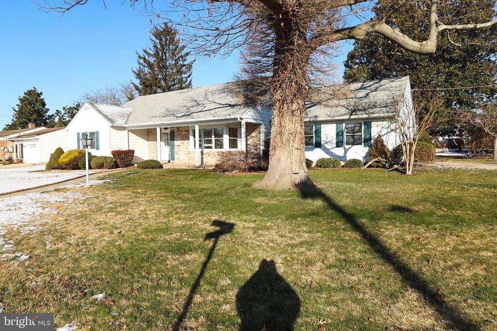 51 MAPLE COURT, Woodstown, NJ 08098