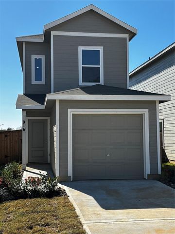 3618 Duplet Avenue, Conroe, TX 77306