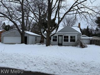 1450 Flamingo, Wixom, MI 48393