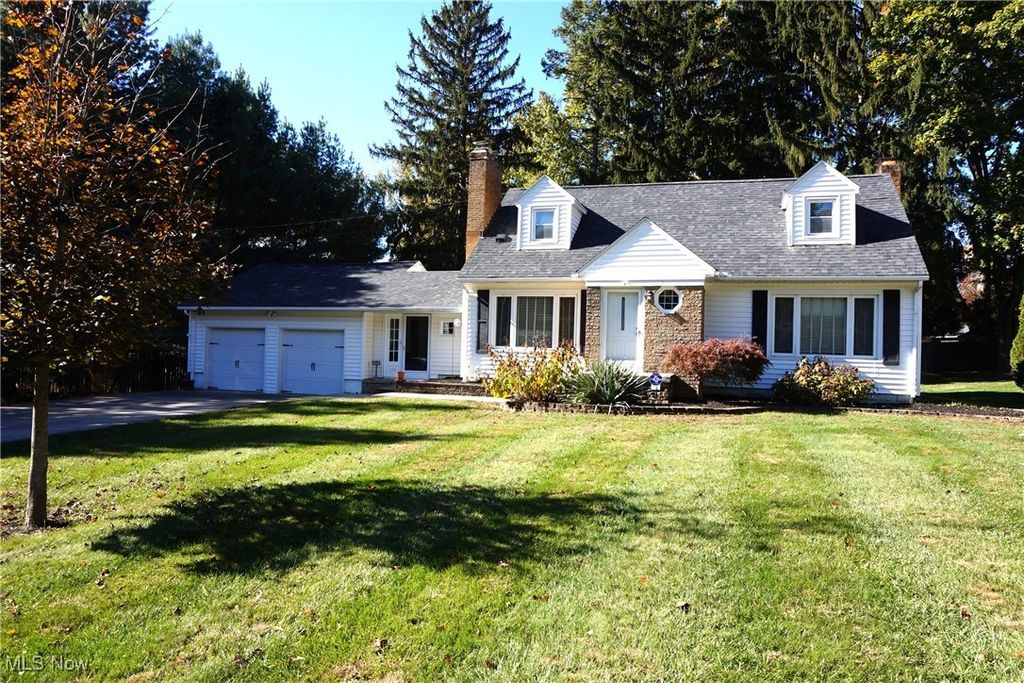 3114 W Edgerton Road, Silver Lake, OH 44224