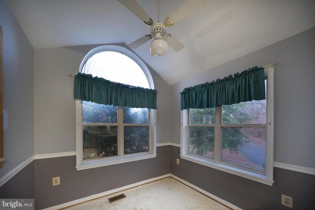 3805 LARGO RD, Upper Marlboro, MD 20772