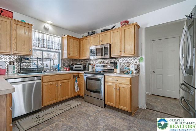 35 Ridgeview Drive, Towamensing Twp, PA 18235